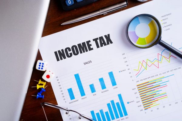 Who Is Qualified For Income Tax?